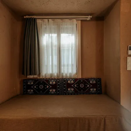 Manej Urla 3*
