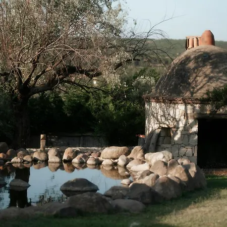 Manej Urla מלון 3*