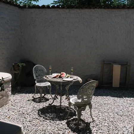 Hotel Manej Urla