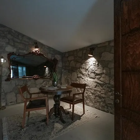 Manej Urla Hotell 3*