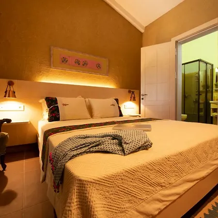 Manej Urla Hotel